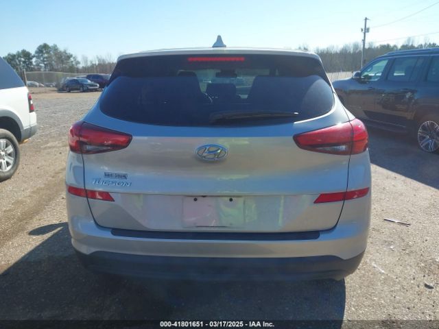 KM8J23A43LU235115 Hyundai TUCSON SE