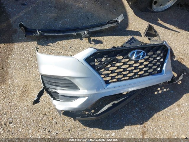 KM8J23A43LU235115 Hyundai TUCSON SE