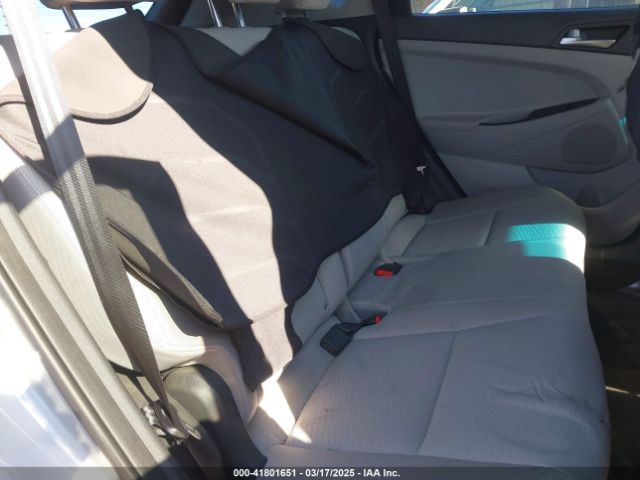 KM8J23A43LU235115 Hyundai TUCSON SE