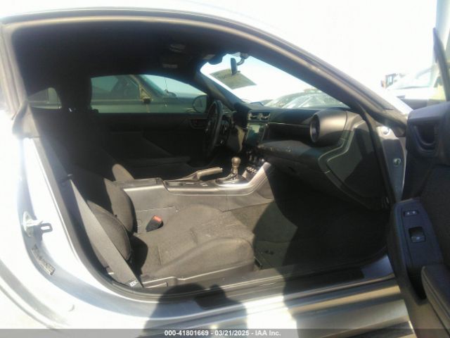 JF1ZNBC1XN8757012 Toyota GR86