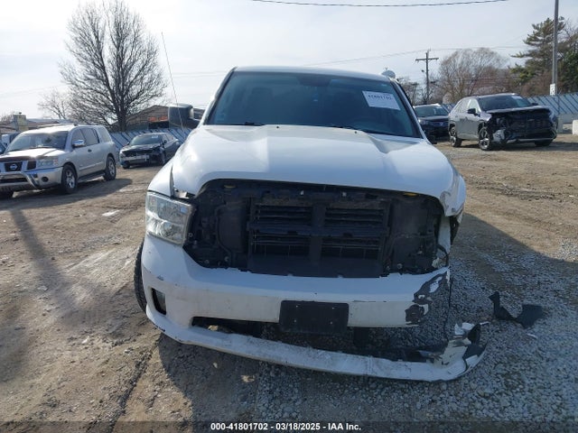 1C6RR7FT6JS328138 RAM 1500 Express  4x4 6'4 Box