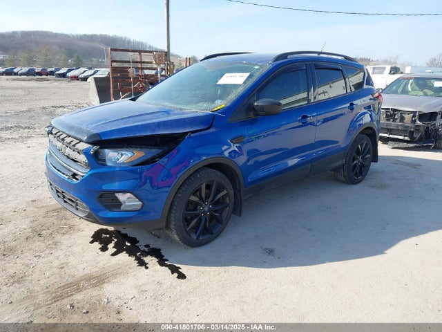 Ford ESCAPE SE 2019 1FMCU9GD7KUB44070 Image 2