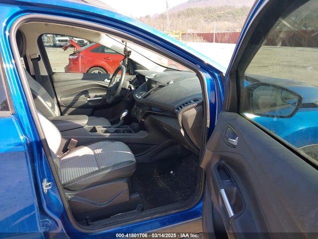 Ford ESCAPE SE 2019 1FMCU9GD7KUB44070 Image 5