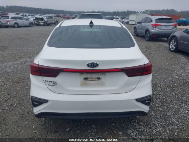 3KPF24AD5KE047970 KIA FORTE FE