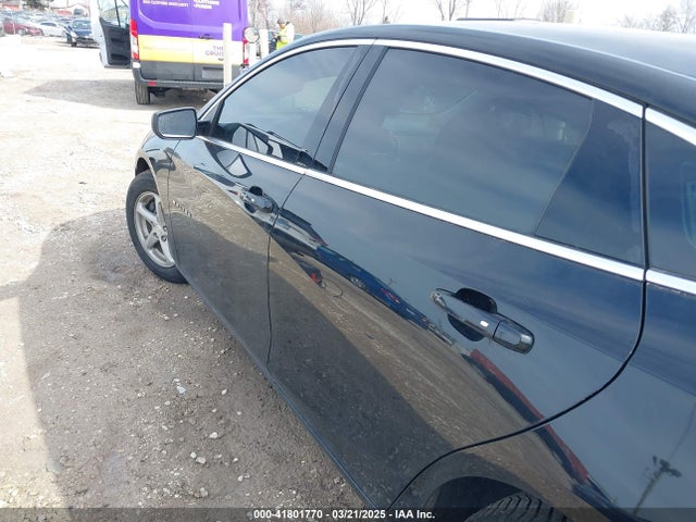 1G1ZC5STXGF240403 Chevrolet Malibu 1fl