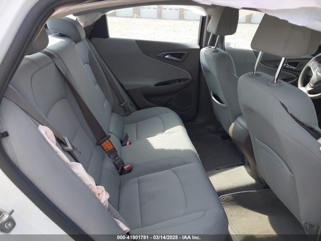 1G1ZC5ST9LF157751 Chevrolet Malibu Fwd 1fl