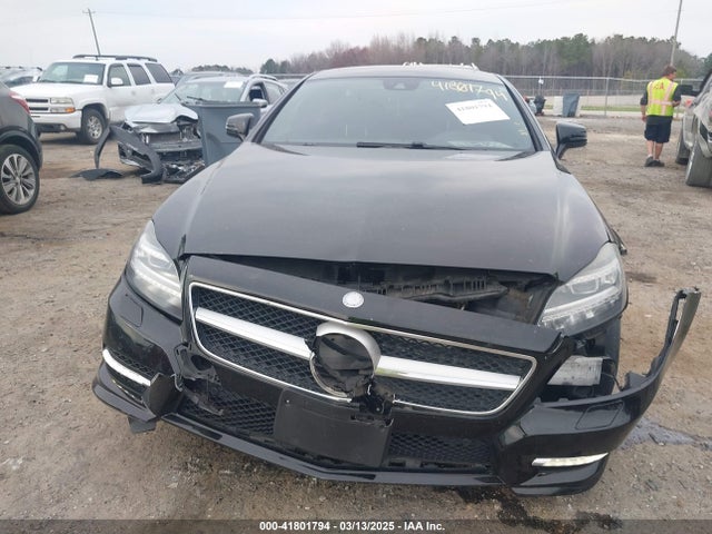WDDLJ9BB3EA128785 Mercedes-Benz Cls 550 4matic