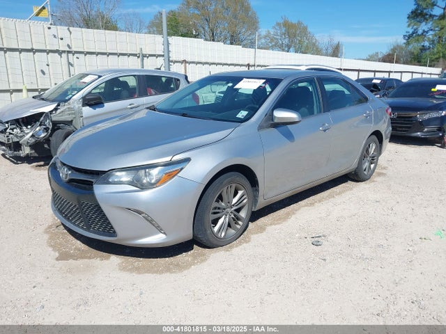 4T1BF1FK0GU137704 Toyota CAMRY SE