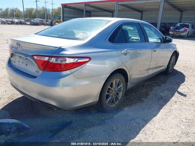 4T1BF1FK0GU137704 Toyota CAMRY SE