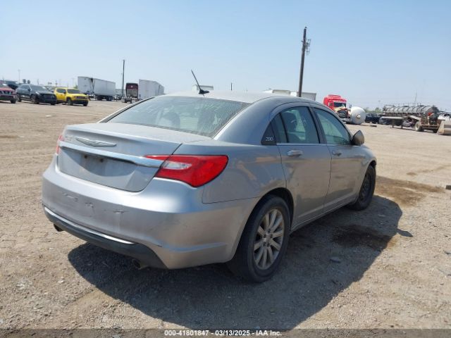 2013 CHRYSLER 200 1C3CCBAG2DN767678 Photo 3
