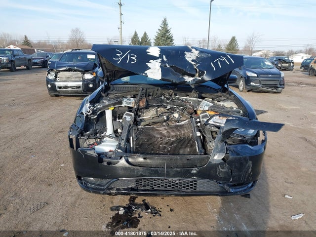 Chrysler 300 300s Awd 2018 2C3CCAGG1JH141741 Image 12