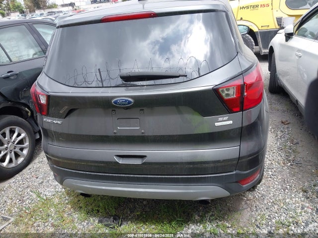 1FMCU0GD3KUA71923 Ford ESCAPE SE