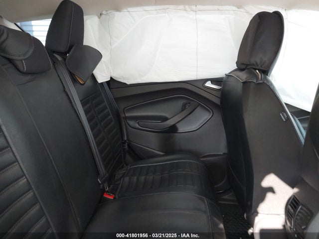 1FMCU0GD3KUA71923 Ford ESCAPE SE