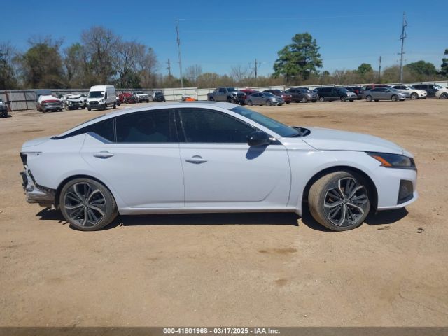 1N4BL4CVXRN326652 Nissan Altima Sr Fwd