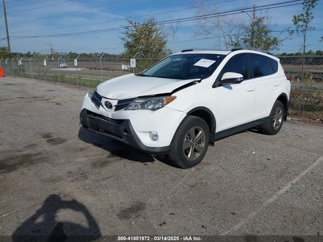 JTMWFREV9FD065478 Toyota Rav4 Xle