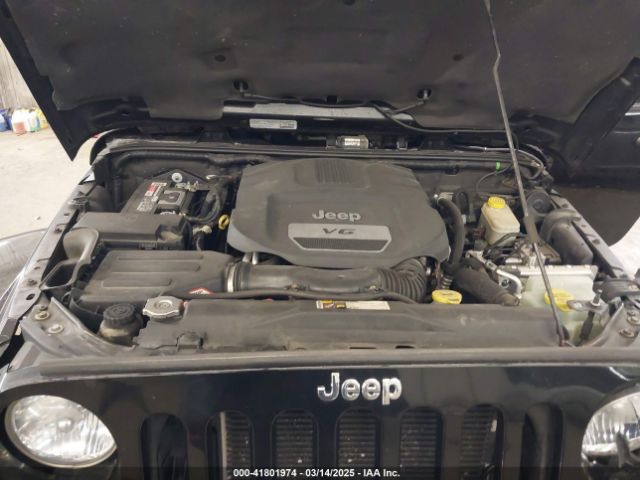 1C4HJWEGXEL142287 Jeep Wrangler Unlimited Sahara