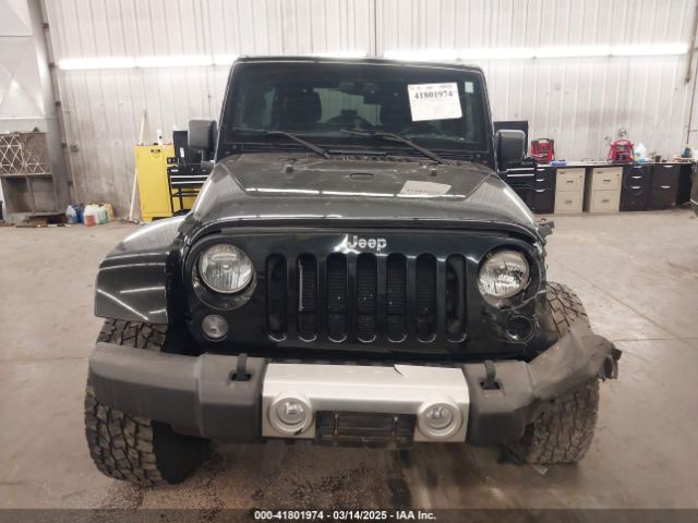 1C4HJWEGXEL142287 Jeep Wrangler Unlimited Sahara