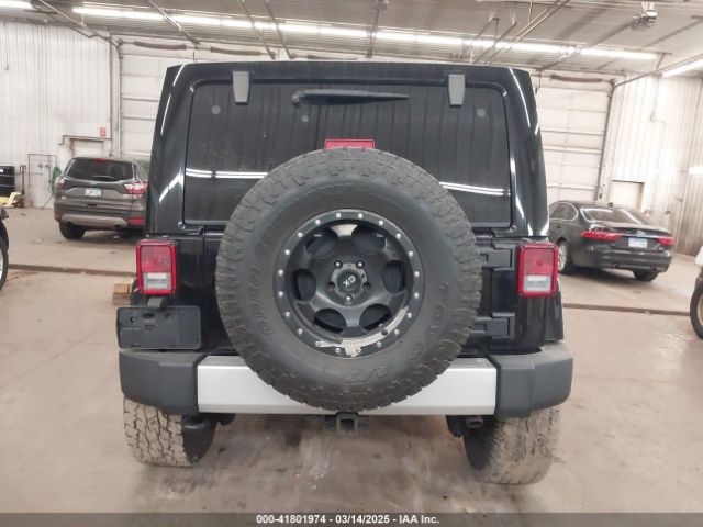 1C4HJWEGXEL142287 Jeep Wrangler Unlimited Sahara