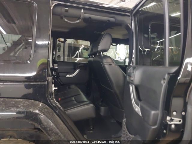 1C4HJWEGXEL142287 Jeep Wrangler Unlimited Sahara