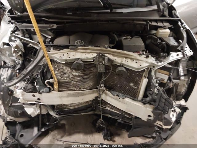5TDJZRFH7JS551309 Toyota Highlander Se