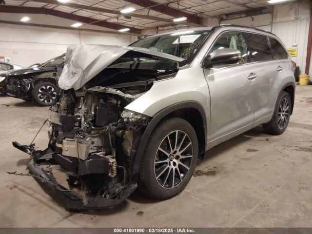 5TDJZRFH7JS551309 Toyota Highlander Se