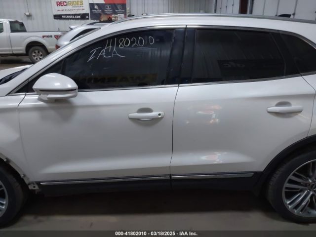 5LMTJ3DH6GUJ11160 Lincoln Mkc Reserve