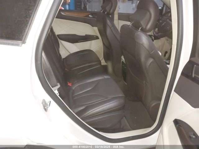 5LMTJ3DH6GUJ11160 Lincoln Mkc Reserve