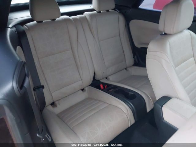 W04WT3N53GG034727 Buick Cascada Premium