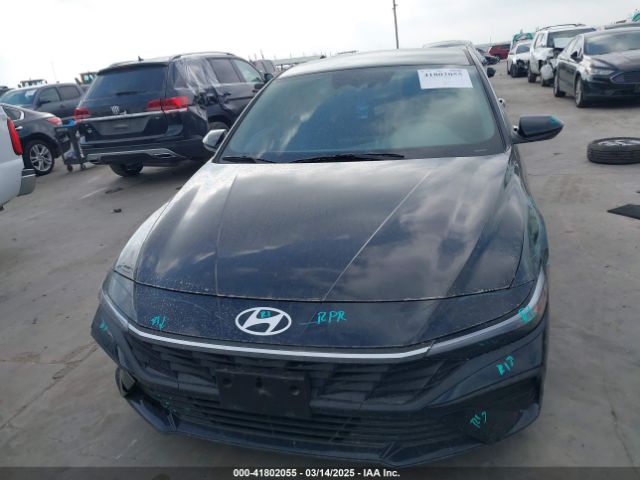 KMHLL4DG0SU852469 Hyundai ELANTRA SE