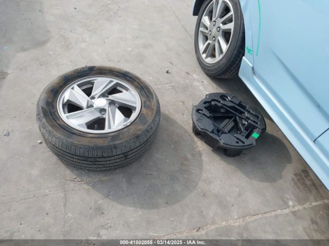 KMHLL4DG0SU852469 Hyundai ELANTRA SE