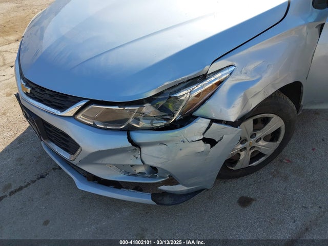 1G1BC5SM8J7228102 Chevrolet Cruze Ls Auto