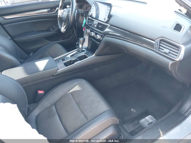 1HGCV1F32MA083857 Honda Accord Sport