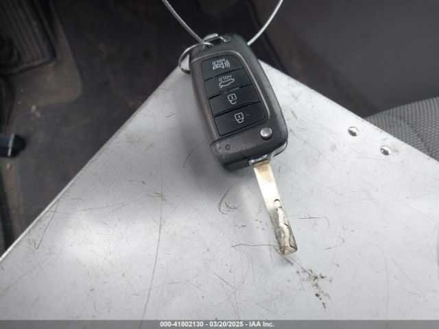 5NPLL4AG9MH040724 Hyundai ELANTRA SE