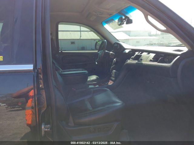 1GYS4JEF7ER143539 Cadillac Escalade Esv Premium