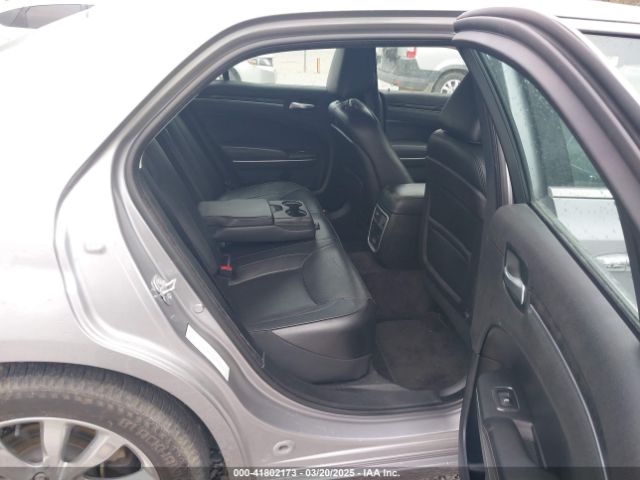 2C3CCAKG3JH302274 Chrysler 300 Limited Awd