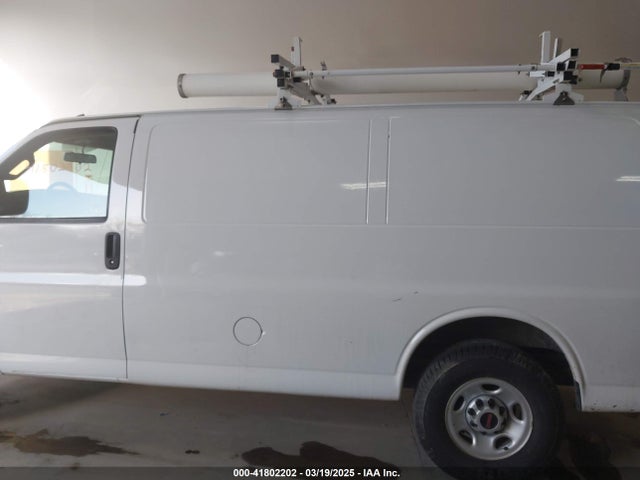 1GTW7AFP2P1120306 GMC Savana Cargo Rwd 2500 Regular Wheelbase Work Van