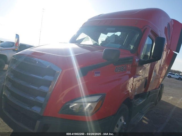 Продаж на аукціоні авто 2021 Freightliner New Cascadia 126, vin: 1FUJHHDR4MLMJ4982, номер лоту: 41802250