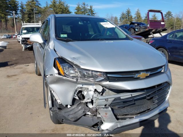 KL7CJNSBXJB721175 Chevrolet TRAX LS
