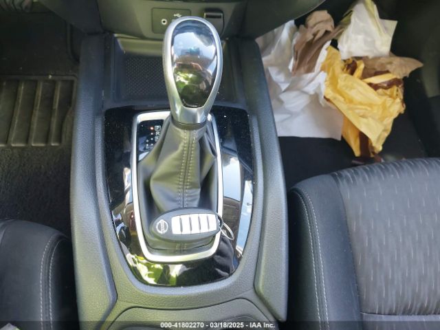 JN8AT2MTXLW002808 Nissan Rogue Sv Fwd