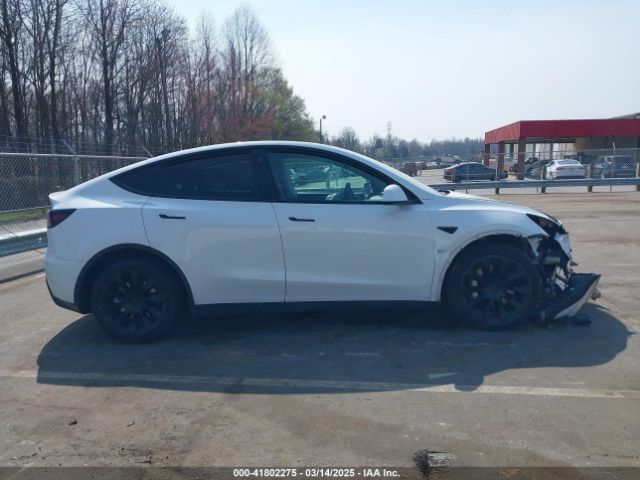7SAYGDEEXNF314213 Tesla Model Y Long Range Dual Motor All-wheel Drive