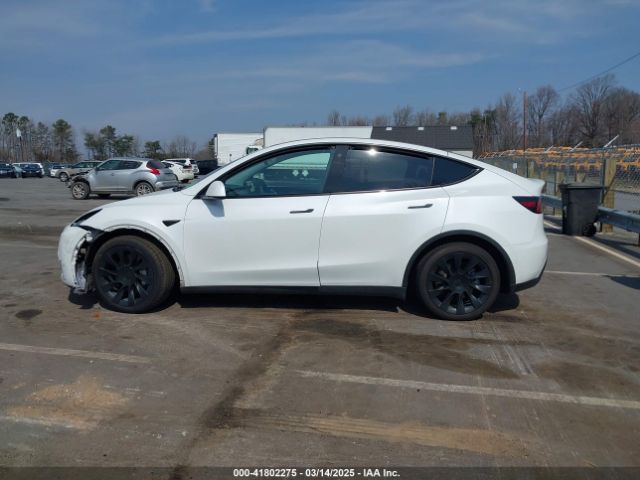 7SAYGDEEXNF314213 Tesla Model Y Long Range Dual Motor All-wheel Drive