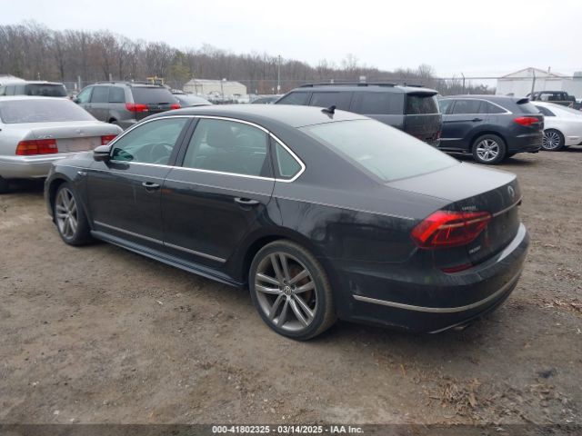 1VWDT7A34HC072076 Volkswagen Passat 1.8t R-line