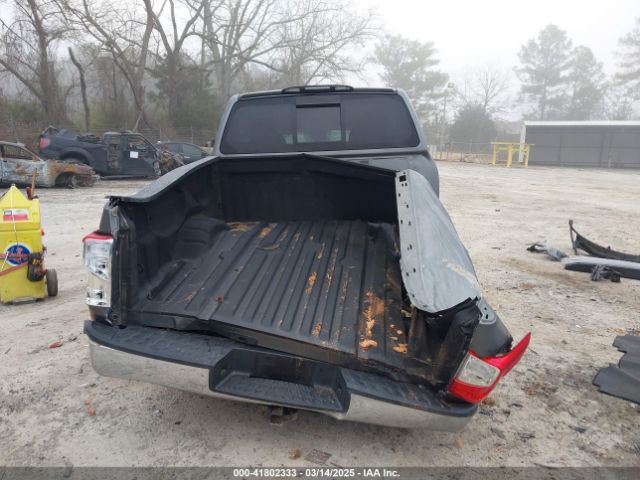 1N6AA1EK9KN512568 Nissan TITAN SV