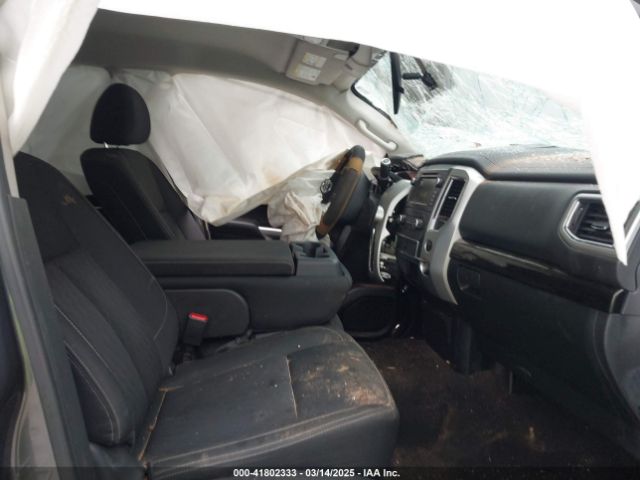 1N6AA1EK9KN512568 Nissan TITAN SV