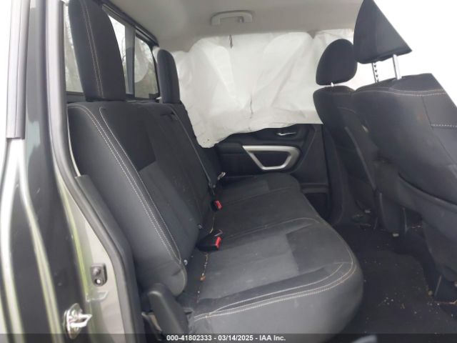 1N6AA1EK9KN512568 Nissan TITAN SV