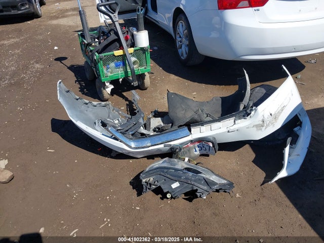 2G1115S35G9116258 Chevrolet Impala 2lt