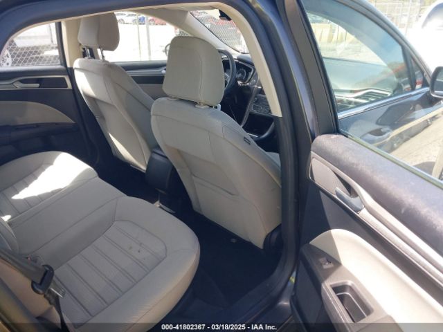 3FA6P0G75LR260266 Ford FUSION S