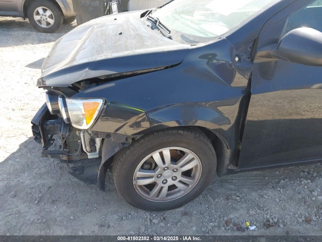 1G1JC5SH0F4164225 Chevrolet Sonic Lt Auto