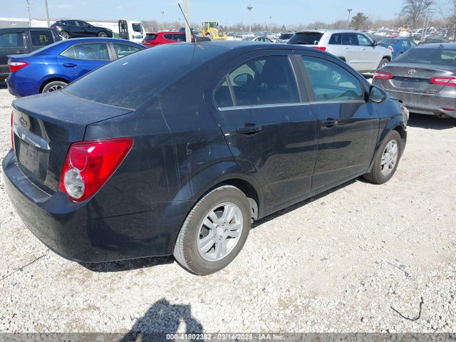 1G1JC5SH0F4164225 Chevrolet Sonic Lt Auto