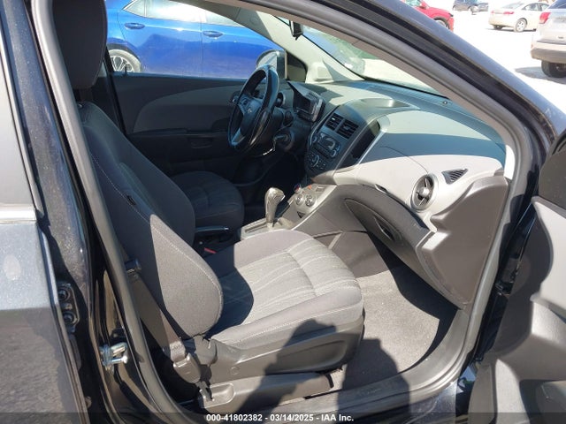 1G1JC5SH0F4164225 Chevrolet Sonic Lt Auto
